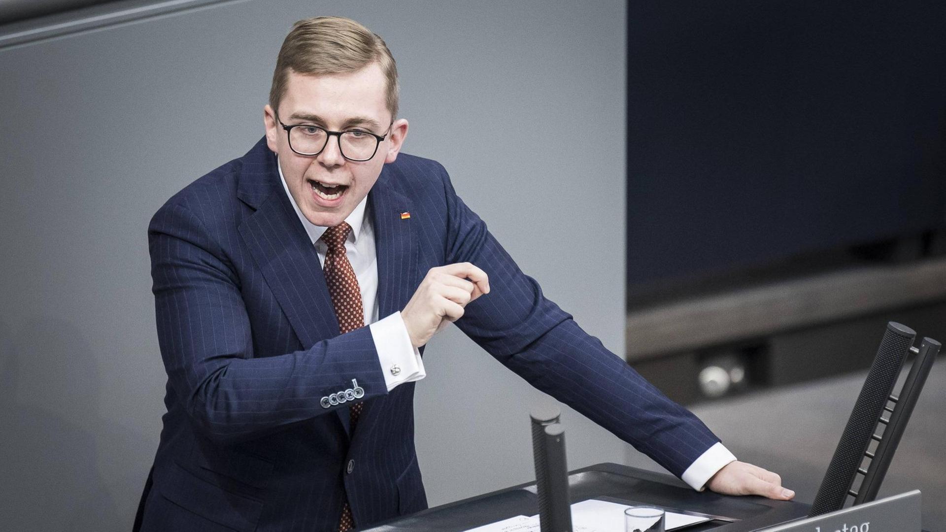 Philipp Amthor hält eine Rede Philipp Amthor hält eine Rede