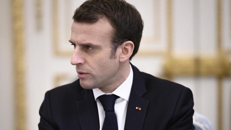 Der französische Präsident Emmanuel Macron bei einer Besprechung mit dem Kabinett im Elysee Palast am 9. Januar 2019.