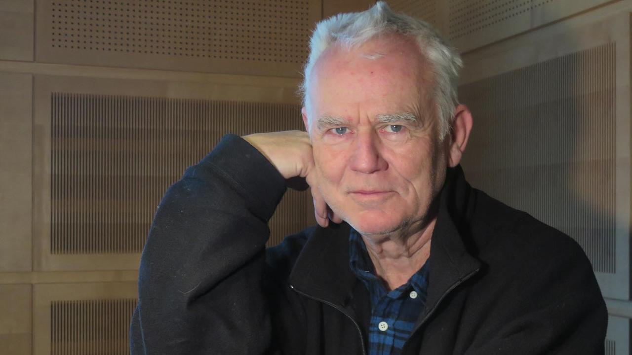 Der Fotograf Jim Rakete zu Besuch im Funkhaus vom Deutschlandradio Kultur. Der Fotograf Jim Rakete zu Besuch im Funkhaus vom Deutschlandradio Kultur.