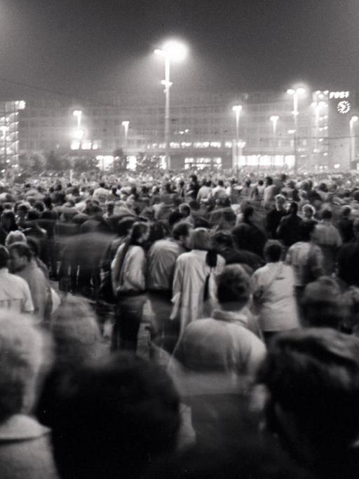 Bild von der Montagsdemonstration in Leipzig am 9. Oktober 1989