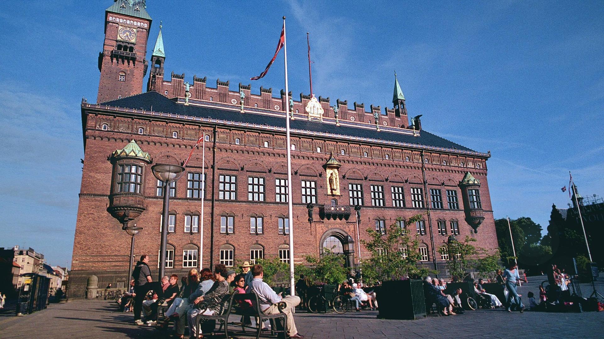 Das Rathaus von Kopenhagen wurde von 1892 bis 1905 erbaut. Undatierte Aufnahme. Das Rathaus von Kopenhagen wurde von 1892 bis 1905 erbaut. Undatierte Aufnahme.