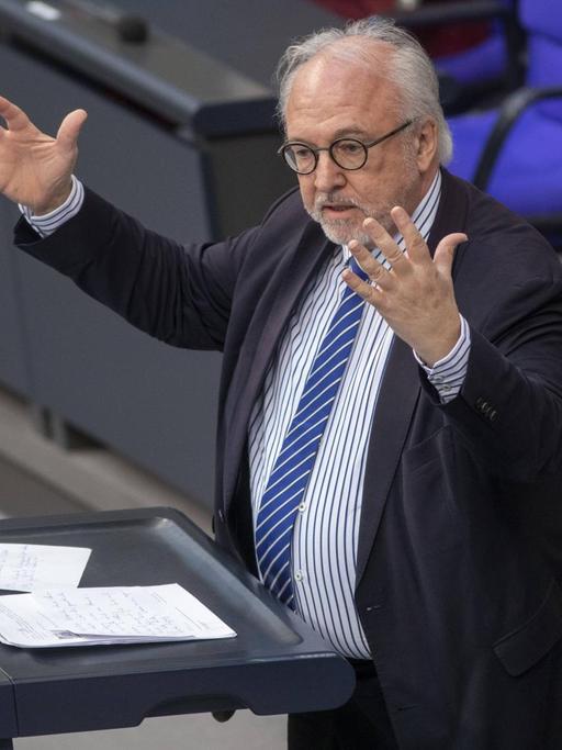 Rudolf Henke ist Vorsitzender der Ärztegewerkschaft Marburger Bund und Präsident der Ärztekammer Nordrhein