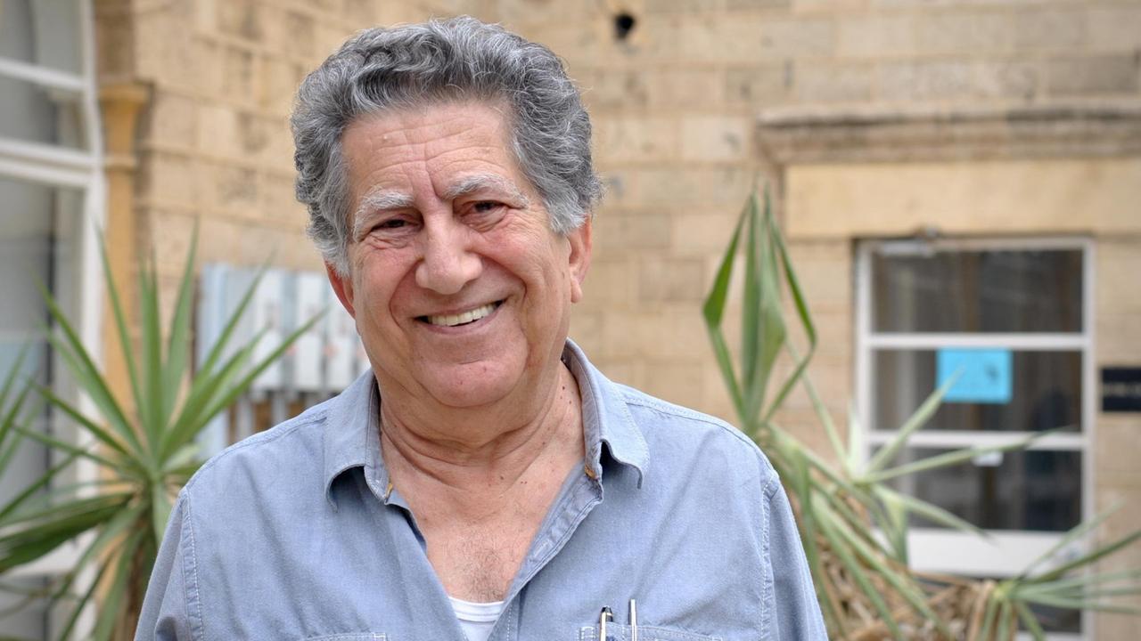 Der Historiker Fawwaz Traboulsi, Dozent an der Amerikanischen Universität in Beirut. Der Historiker Fawwaz Traboulsi, Dozent an der Amerikanischen Universität in Beirut.