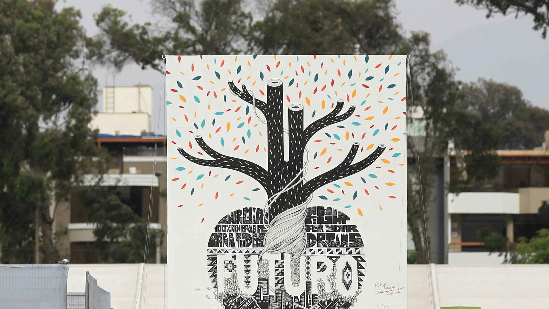 Das Graffito zeigt ein Herz mit der Aufschrift "Futuro", aus dem ein Baum mit Ästen ohne Blätter wächst. Das Graffito zeigt ein Herz mit der Aufschrift "Futuro", aus dem ein Baum mit Ästen ohne Blätter wächst.