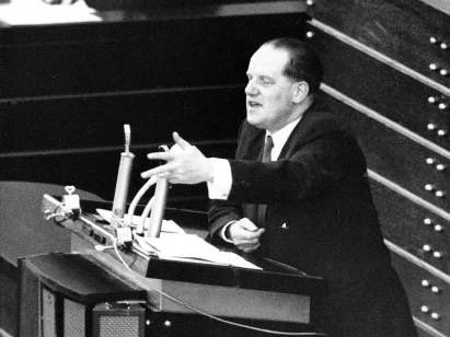 Herbert Wehner 1955 im Bundestag Herbert Wehner 1955 im Bundestag