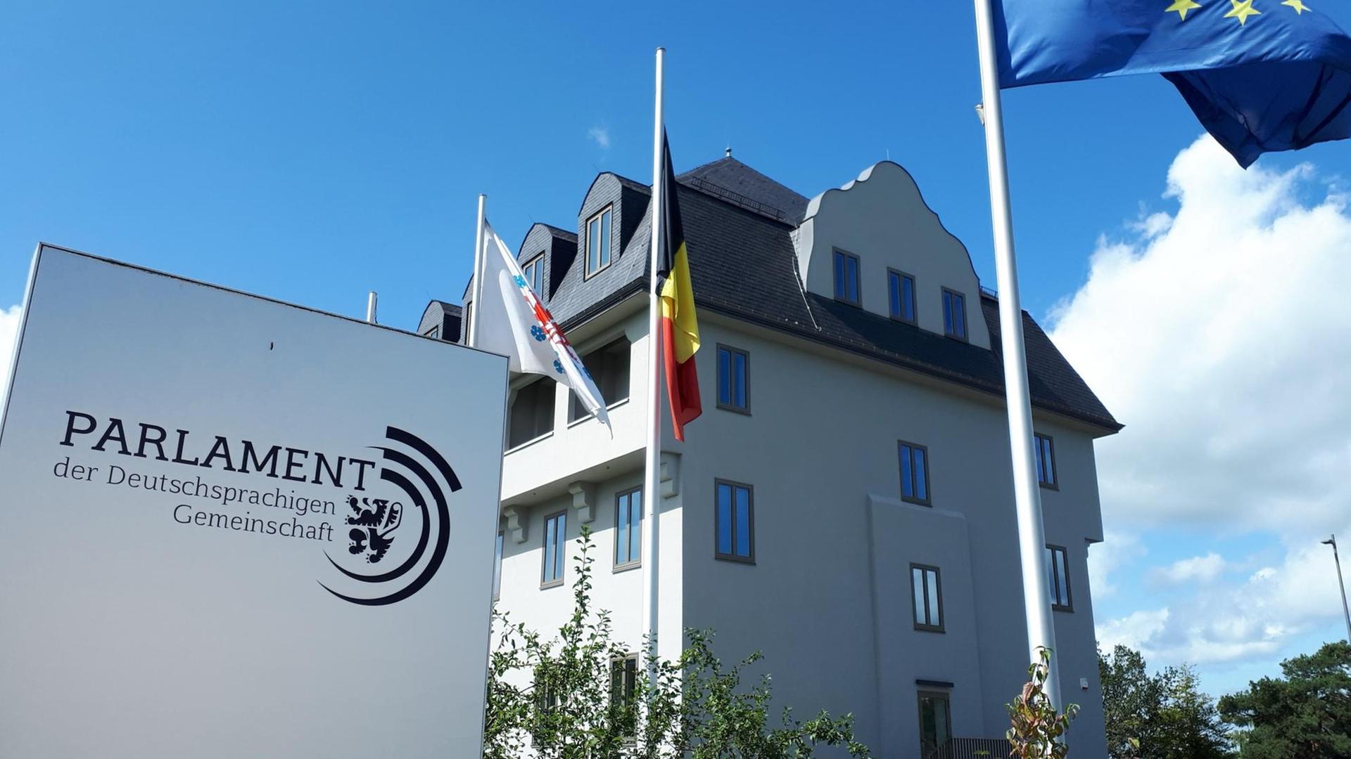 Das Parlament der Deutschsprachigen Gemeinschaft in Eupen, Belgien Das Parlament der Deutschsprachigen Gemeinschaft in Eupen, Belgien