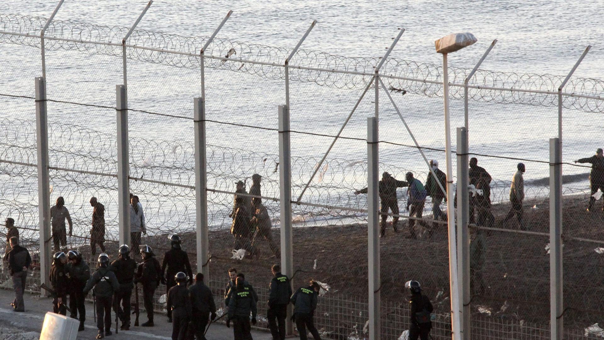 Ceuta: Hier starben am 06.02.2014 mindestens sieben Menschen Ceuta: Hier starben am 06.02.2014 mindestens sieben Menschen
