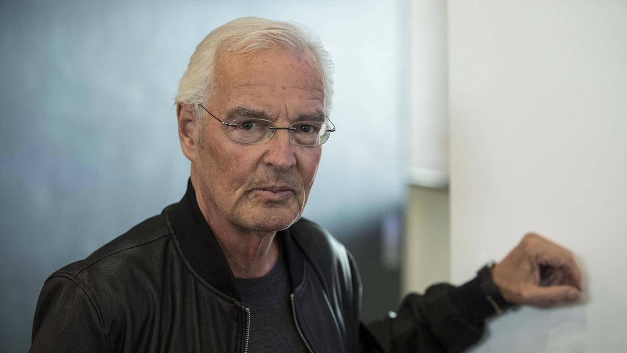 Bodo KIRCHHOFF, Deutschland, Autor, Buchpreistraeger 2016, am 19.10.2016 Frankfurter Buchmesse 2016 vom 19.10 - 23.10.2016 in Frankfurt am Main / Deutschland.
Bodo Kirchhoff Germany Author 2016 at 19 10 2016 Frankfurt Book Fair 2016 of 19 10 23 10 2016 in Frankfurt at Main Germany Bodo KIRCHHOFF, Deutschland, Autor, Buchpreistraeger 2016, am 19.10.2016 Frankfurter Buchmesse 2016 vom 19.10 - 23.10.2016 in Frankfurt am Main / Deutschland.
Bodo Kirchhoff Germany Author 2016 at 19 10 2016 Frankfurt Book Fair 2016 of 19 10 23 10 2016 in Frankfurt at Main Germany