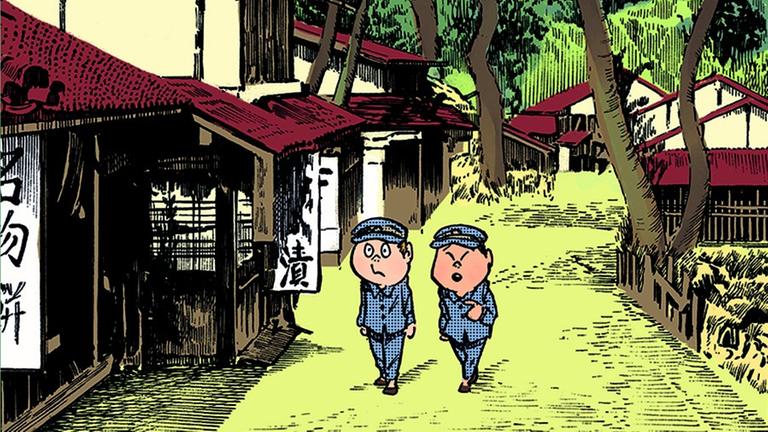 Zwei blau uniformierte Männchen laufen durch ein japanisches Dorf im Wald Zwei blau uniformierte Männchen laufen durch ein japanisches Dorf im Wald