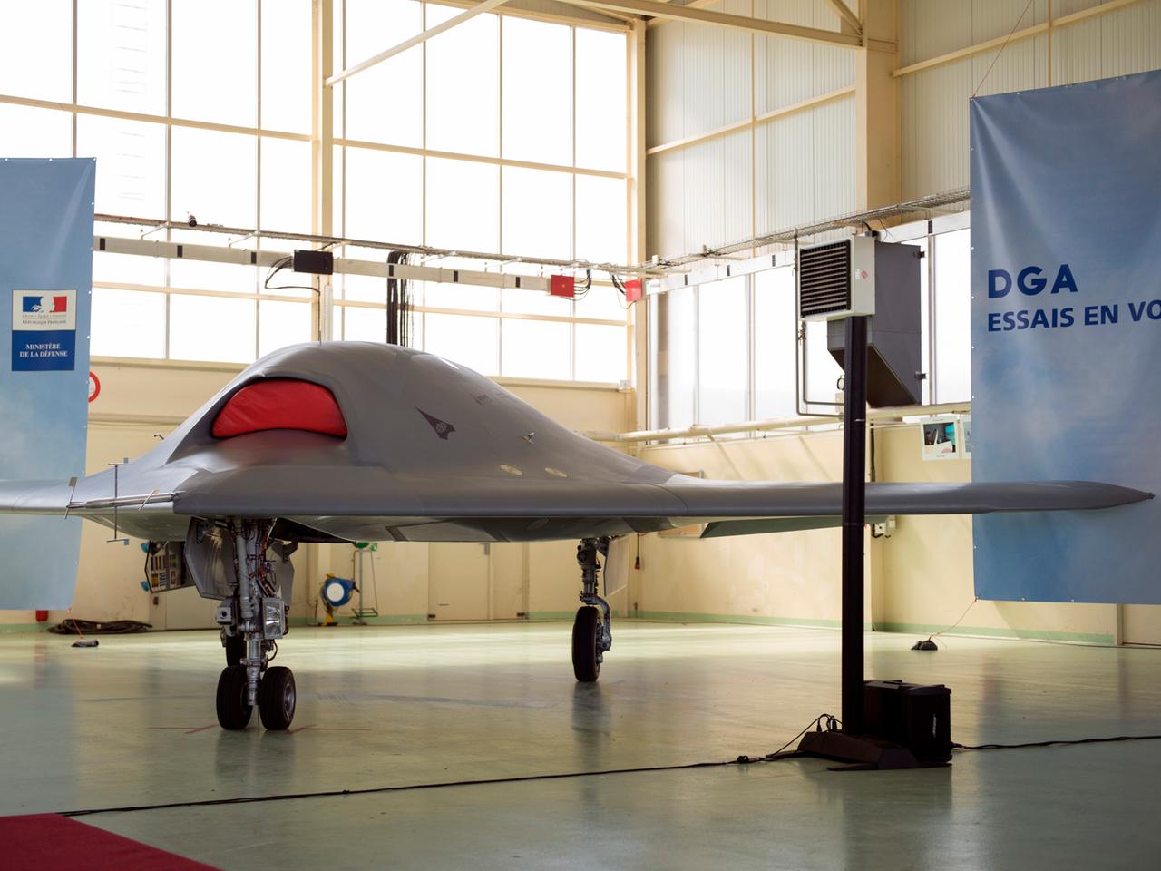 Eine Drohne des Typs UCAV (unmanned combat aerial vehicle) nEUROn Eine Drohne des Typs UCAV (unmanned combat aerial vehicle) nEUROn