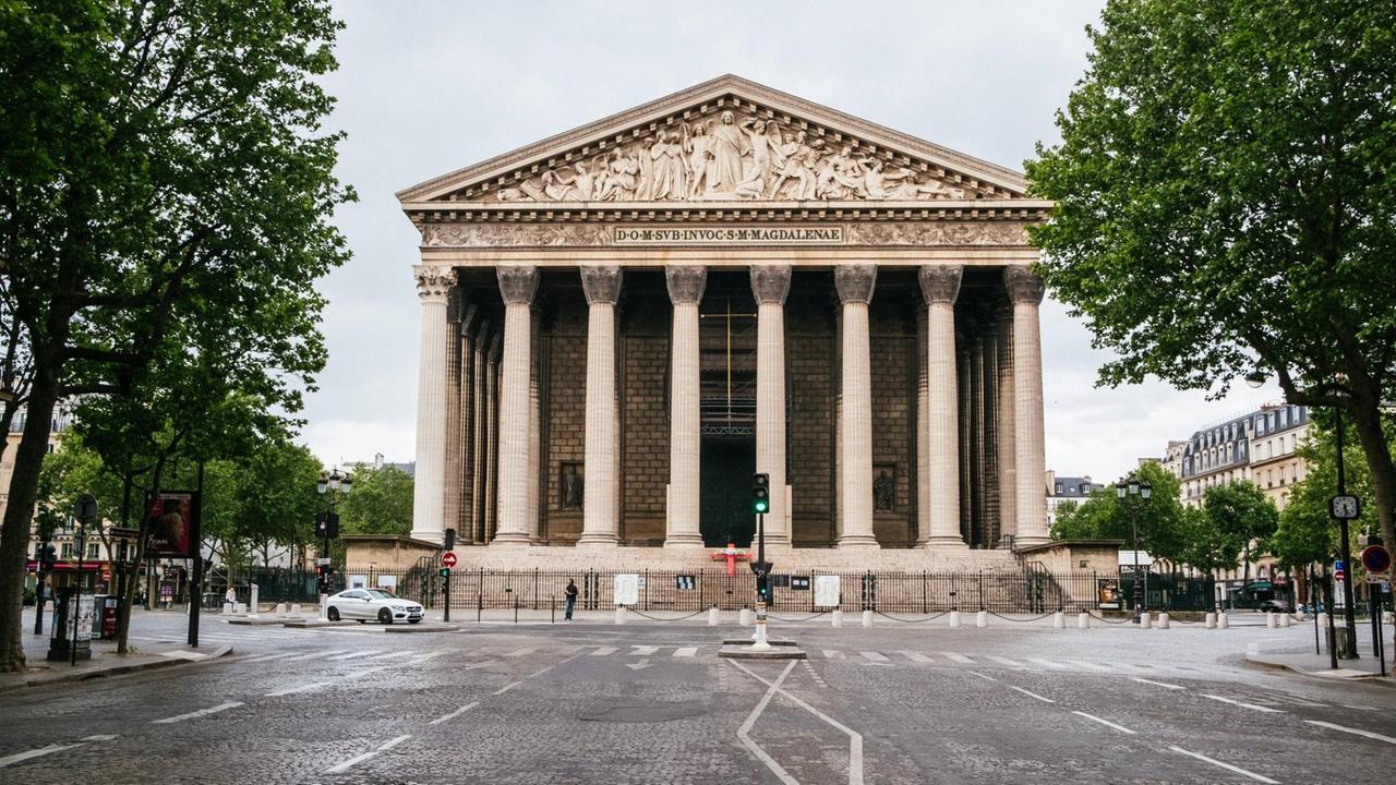 Die Pariser Pfarrkirche La Madeleine. Die Pariser Pfarrkirche La Madeleine.