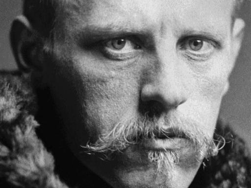 Der norwegische Polarforscher, Zoologe, Ozeanograf, Diplomat und Friedensnobelpreisträger Fridtjof Nansen um 1900 aufgenommen