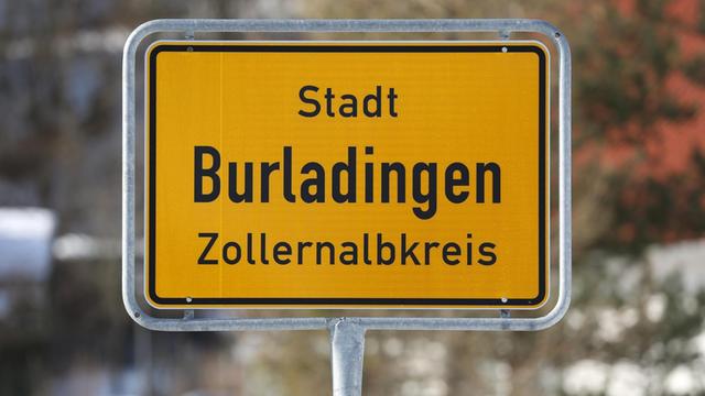 Der Ortseingang von Burladingen im Zollernalbkreis.