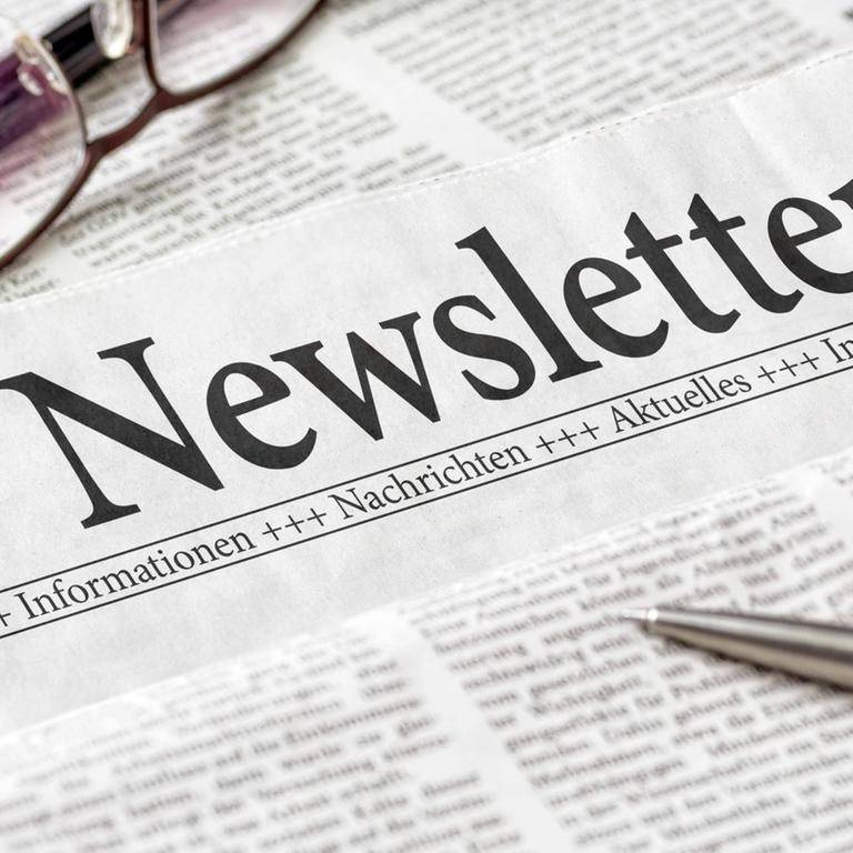 Eine Zeitung mit dem Titel "Newsletter"
