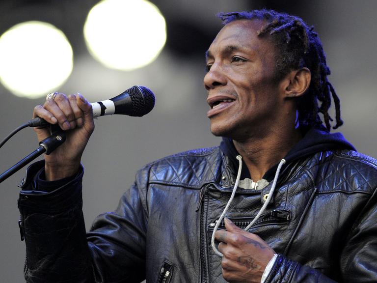 Der britische Trip-Hop-Künstler Tricky bei einem Auftritt im Jahr 2013