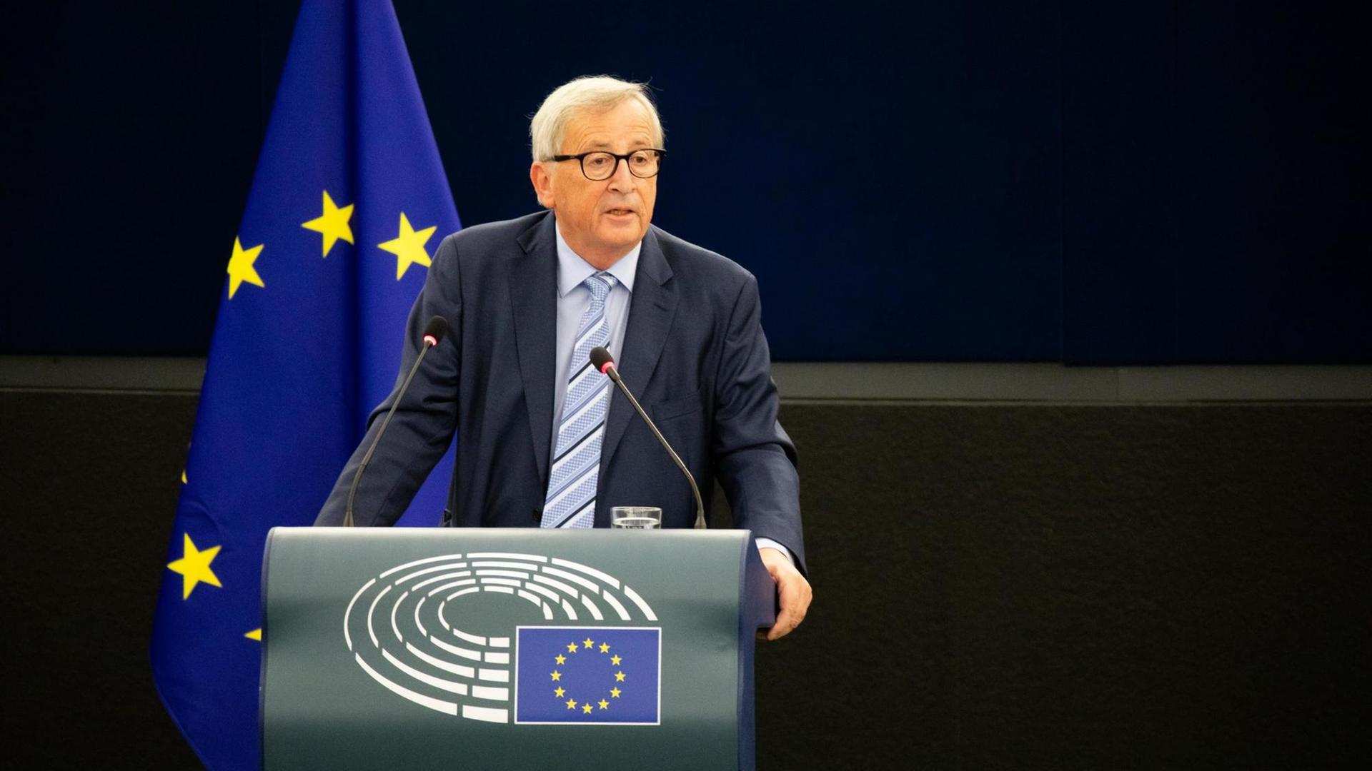 Der scheidende EU-Kommissionspräsident Jean-Claude Juncker hat im Europaparlament in Straßburg seine Abschiedsrede gehalten. Der scheidende EU-Kommissionspräsident Jean-Claude Juncker hat im Europaparlament in Straßburg seine Abschiedsrede gehalten.