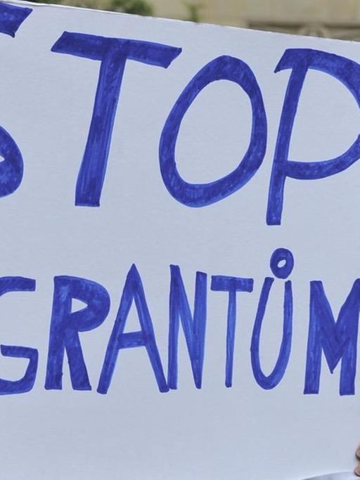 Proteste gegen Flüchtlingsquoten für Tschechien in der tschechischen Stadt Moravske.