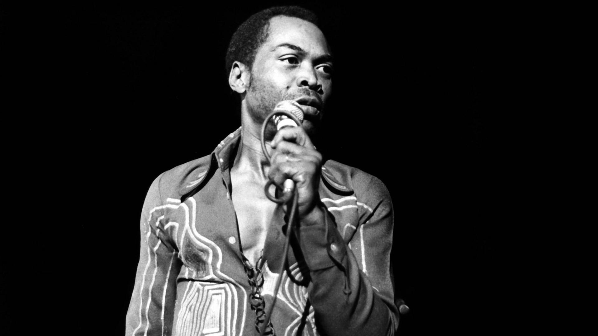 Fela Kuti während eines Konzertes im Jahr 1984. Fela Kuti während eines Konzertes im Jahr 1984.