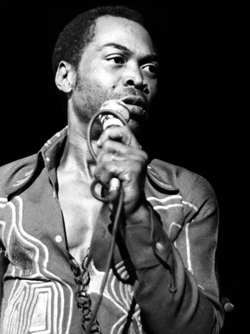 Fela Kuti während eines Konzertes im Jahr 1984.