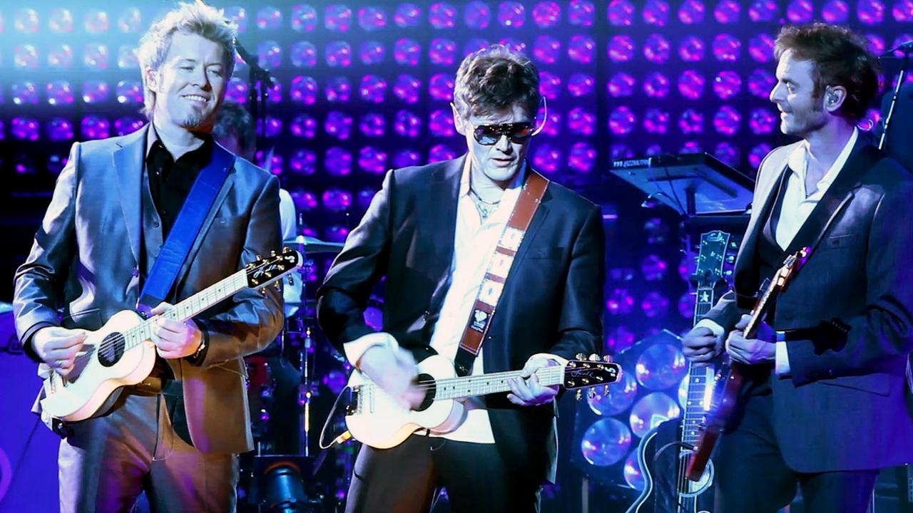 A-ha bei einem Konzert im Jahr 2010 A-ha bei einem Konzert im Jahr 2010