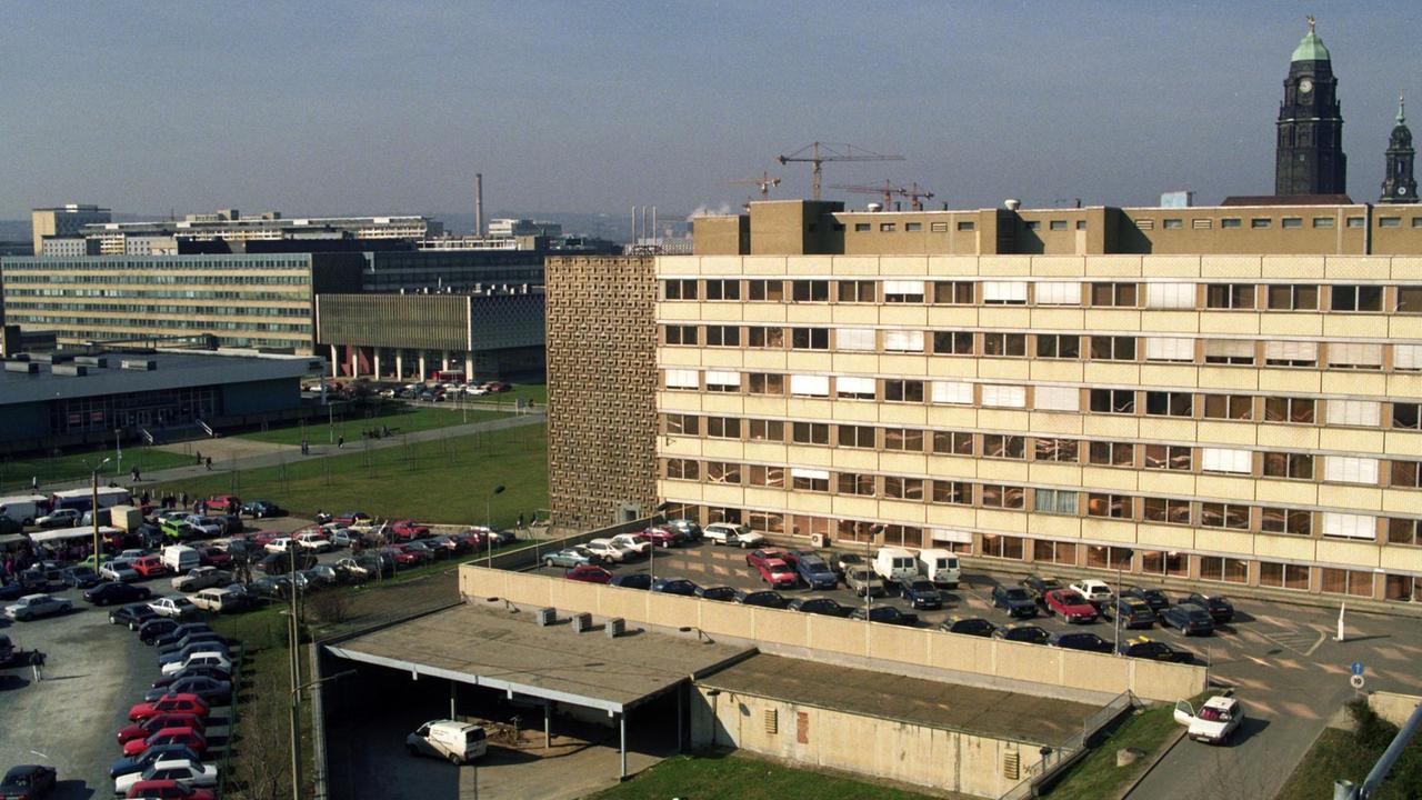Das Werksgelände des Robotron-Kombinats in Dresden im Jahr 1994
Das Werksgelände des Robotron-Kombinats in Dresden im Jahr 1994
