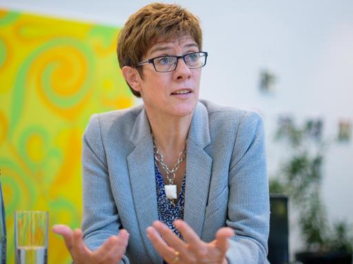 Annegret Kramp-Karrenbauer (CDU), Ministerpräsidentin des Saarlands