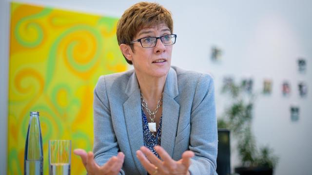 Annegret Kramp-Karrenbauer (CDU), Ministerpräsidentin des Saarlands