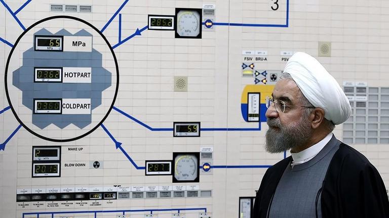 Irans Präsident Hassan Ruhani besucht das Atomkraftwerk Bushehr Irans Präsident Hassan Ruhani besucht das Atomkraftwerk Bushehr