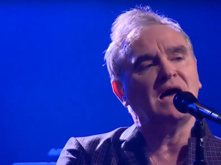 Der britische Sänger Morrissey bei einem Konzert im Berliner Club "SchwuZ"