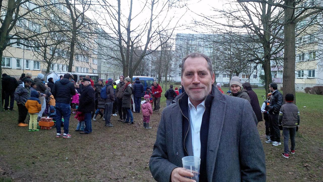 Schwerins Sozialdezernent Andreas Ruhl in der Plattenbausiedlung Großer Dreesch Schwerins Sozialdezernent Andreas Ruhl in der Plattenbausiedlung Großer Dreesch