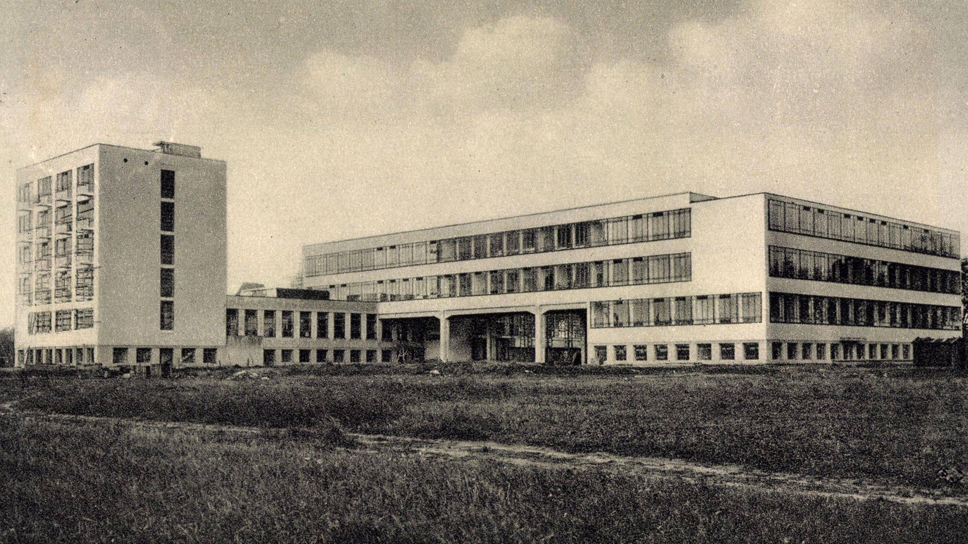 Das Bauhaus in Dessau 1928 Das Bauhaus in Dessau 1928