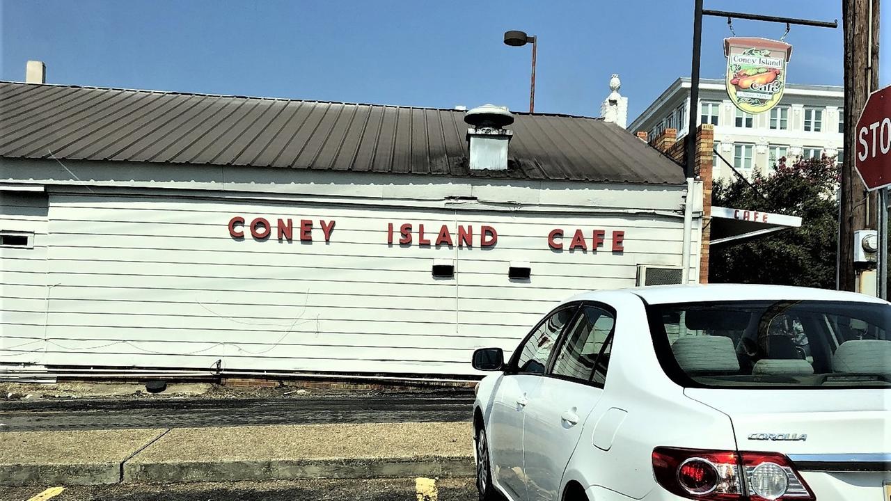 Blick auf das Coney Island Cafe in Hattiesburg, Mississippi