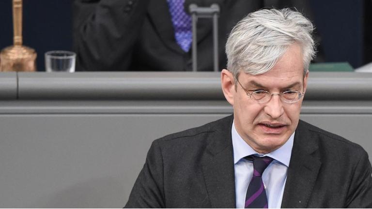 Das Bild zeigt Mathias Middelberg (CDU) im Deutschen Bundestag. Das Bild zeigt Mathias Middelberg (CDU) im Deutschen Bundestag.