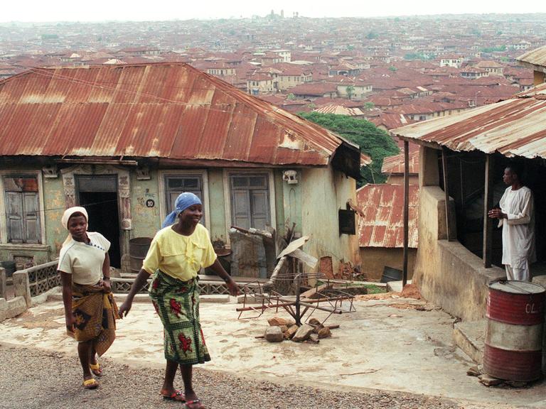 NIgeria: Blick auf Ibadan, das eine der größten Städte des Landes ist. Es liegt nordöstlich von der Hauptstadt Lagos.