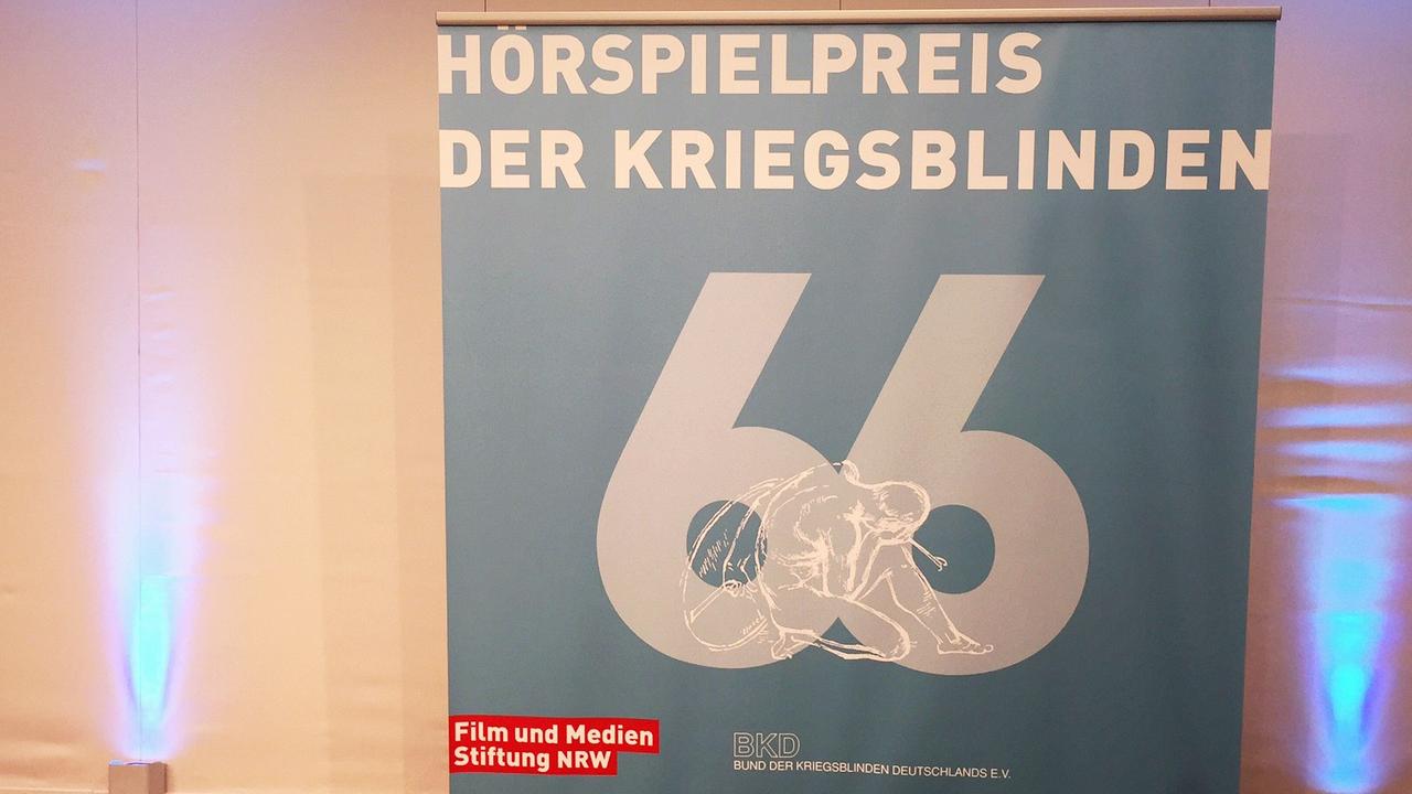 Ein Plakat zur Verleihung des Hörspielpreises der Kriegsblinden im Deutschlandfunk in Köln.