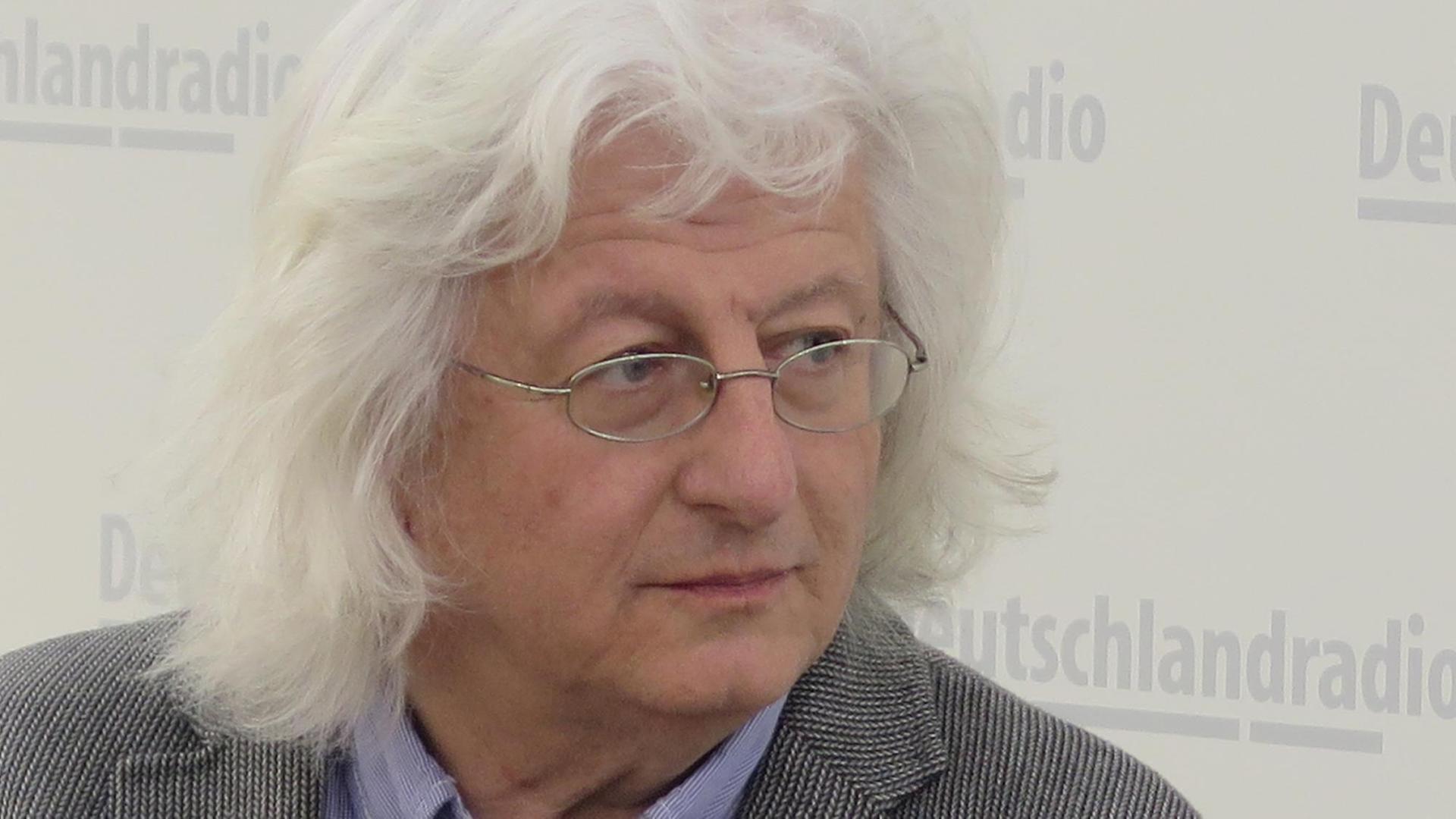 Péter Esterházy im Gespräch auf der Leipziger Buchmesse Péter Esterházy im Gespräch auf der Leipziger Buchmesse
