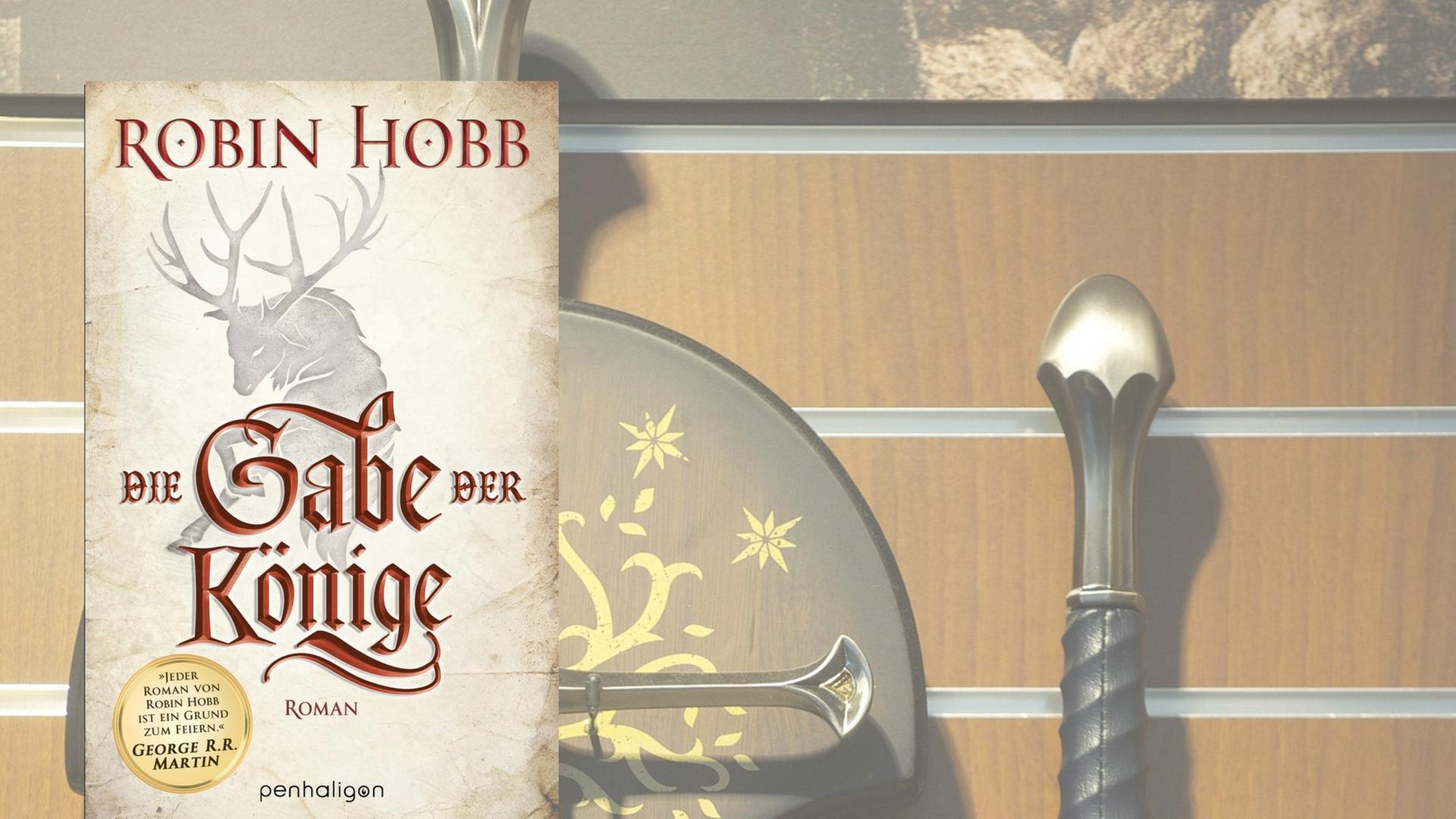 Cover von "Die Gabe der Könige", im Hintergrund: Schwerter in einem Fachgeschäft für Fantasy-Bedarf.
