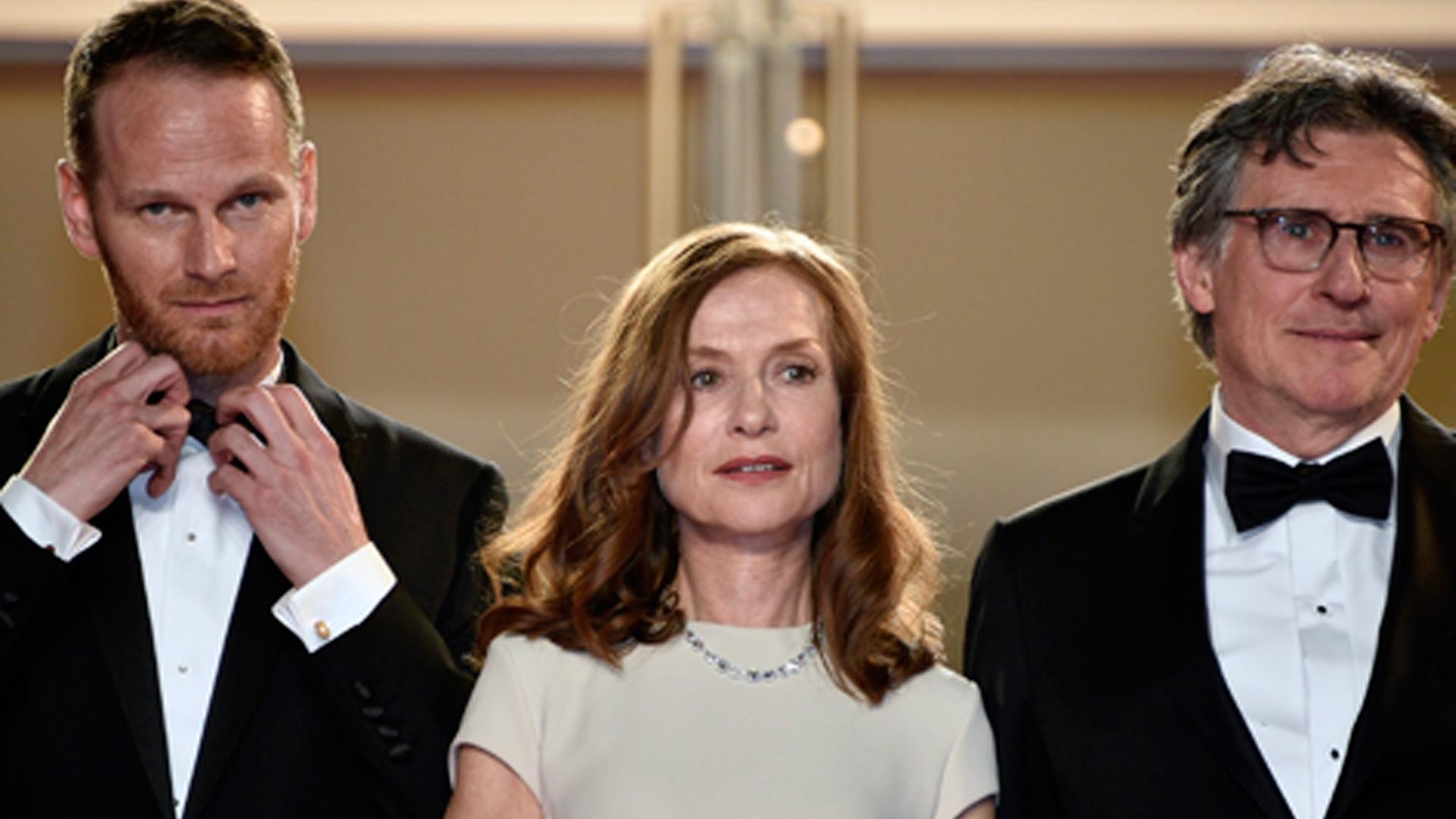 Der norwegische Regisseur Joachim Trier, Schauspieler Gabriel Byrne und seine Kollegin Isabelle Huppert. Der norwegische Regisseur Joachim Trier, Schauspieler Gabriel Byrne und seine Kollegin Isabelle Huppert.
