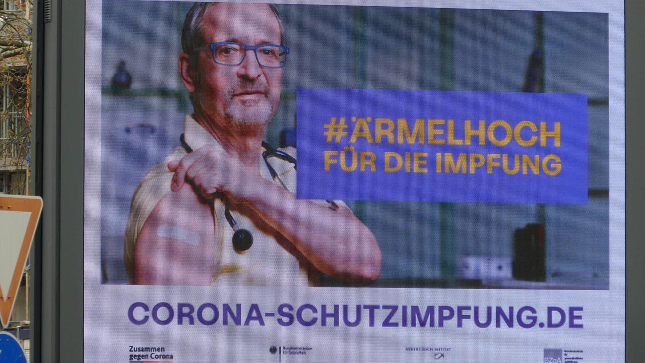 Ein Plakat als Werbung für Impfung. Ein Plakat als Werbung für Impfung.