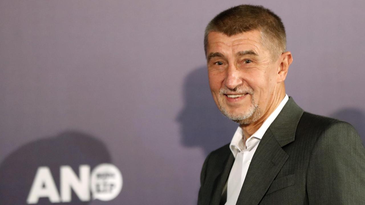 Der tschechische Milliardär Babis holte mit seiner ANO-Partei bei der Parlamentswahl 2017 mit 30 Prozent die meisten Stimmen. Der tschechische Milliardär Babis holte mit seiner ANO-Partei bei der Parlamentswahl 2017 mit 30 Prozent die meisten Stimmen.