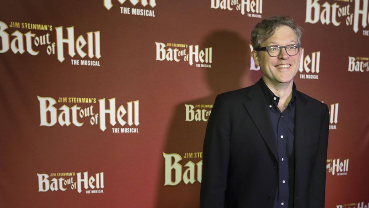 Jay Scheib, Regisseur des Musicals "Bat out of Hell" nach der Musik von Meat Loaf, bei der Premiere in Toronto (Kanada). Jay Scheib, Regisseur des Musicals "Bat out of Hell" nach der Musik von Meat Loaf, bei der Premiere in Toronto (Kanada).
