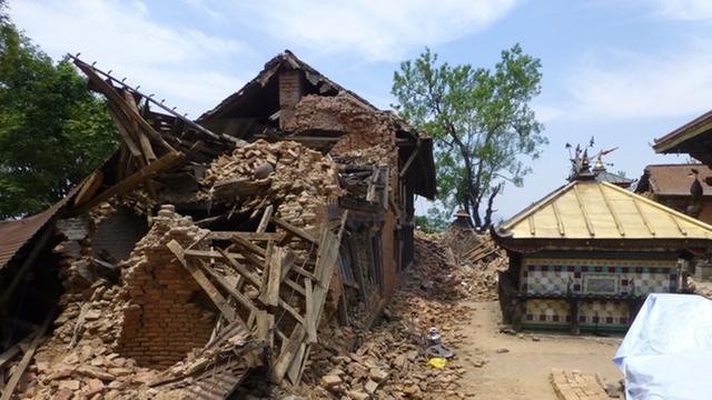 Zerstörter Tempel in Changu