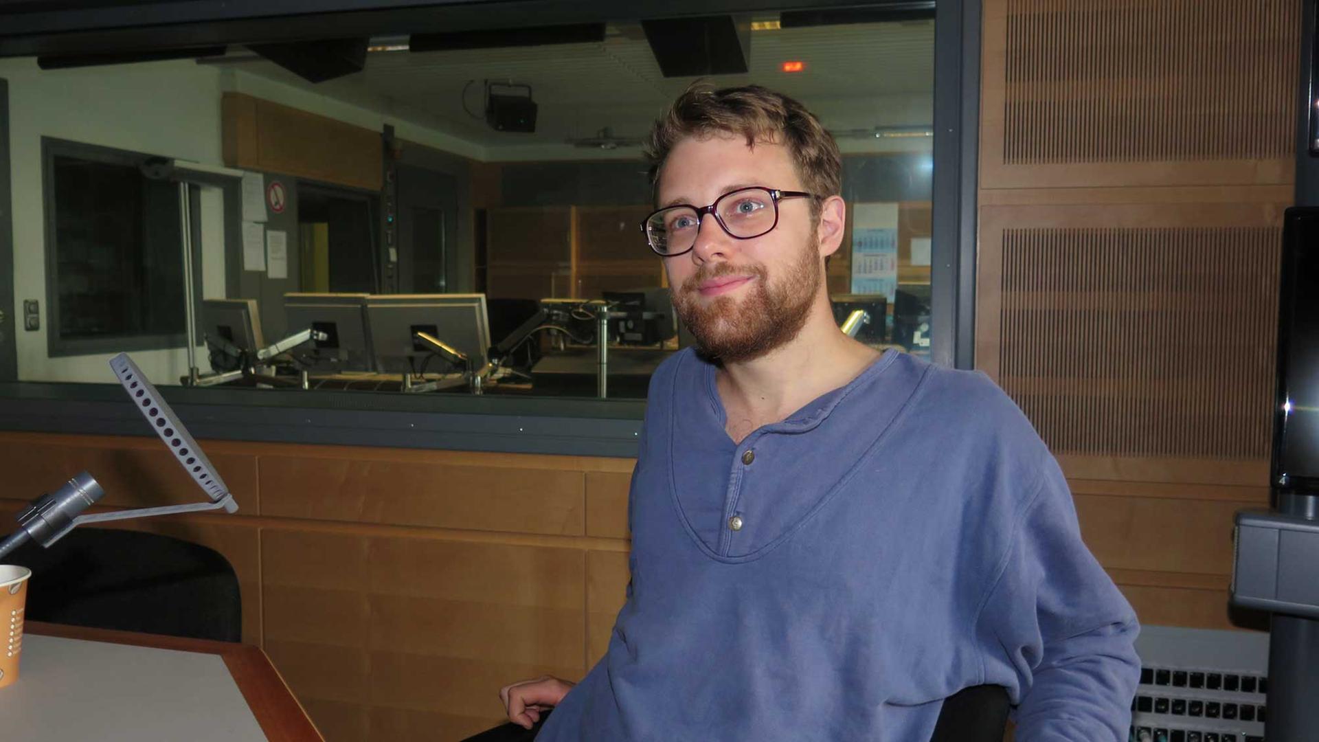 Der Slam-Poet Lars Ruppel zu Gast bei Deutschlandradio Kultur. Der Slam-Poet Lars Ruppel zu Gast bei Deutschlandradio Kultur.
