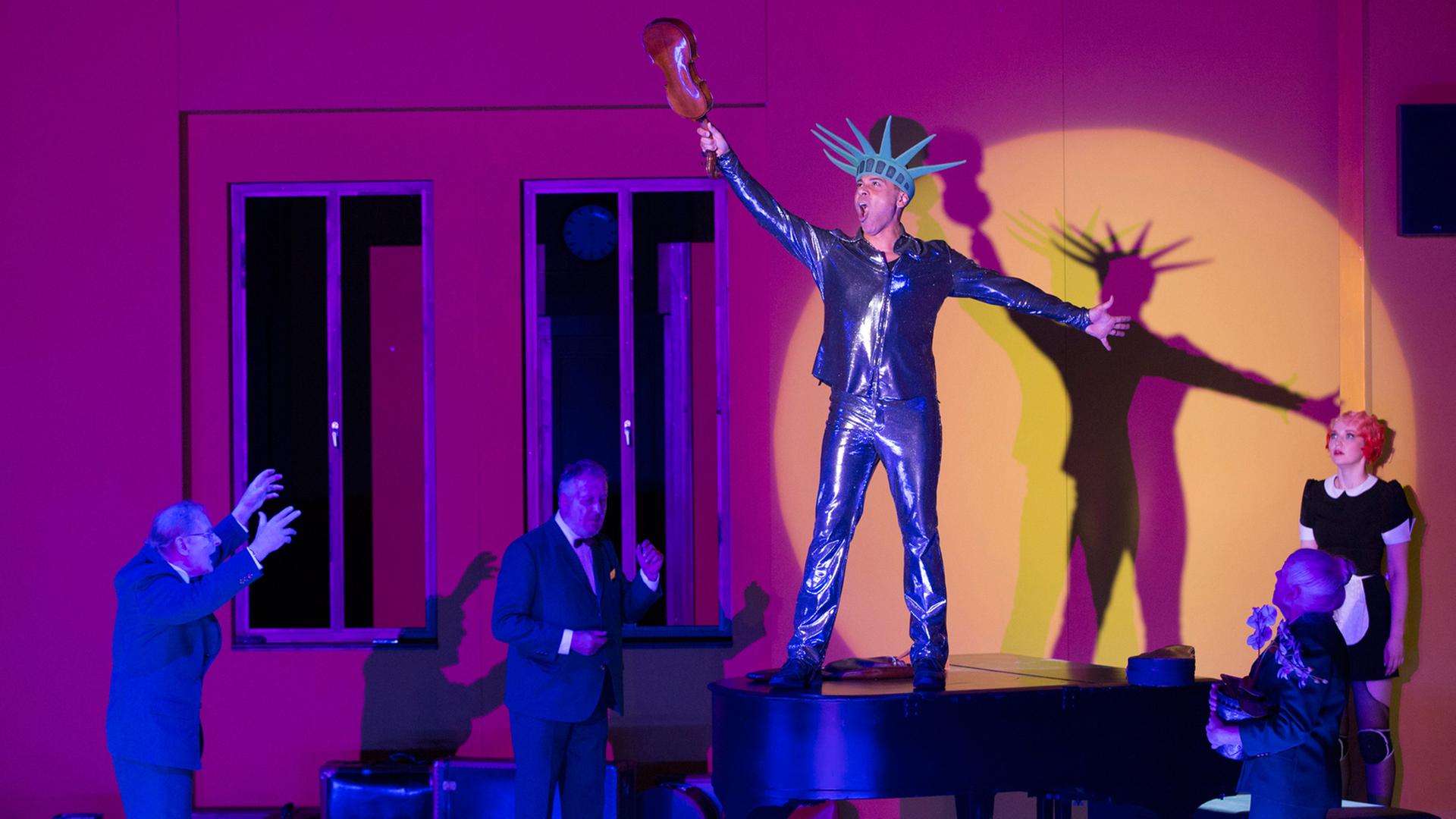 Ernst Krenek "Jonny spielt auf" am Deutschen Weimar 2014 Ernst Krenek "Jonny spielt auf" am Deutschen Weimar 2014