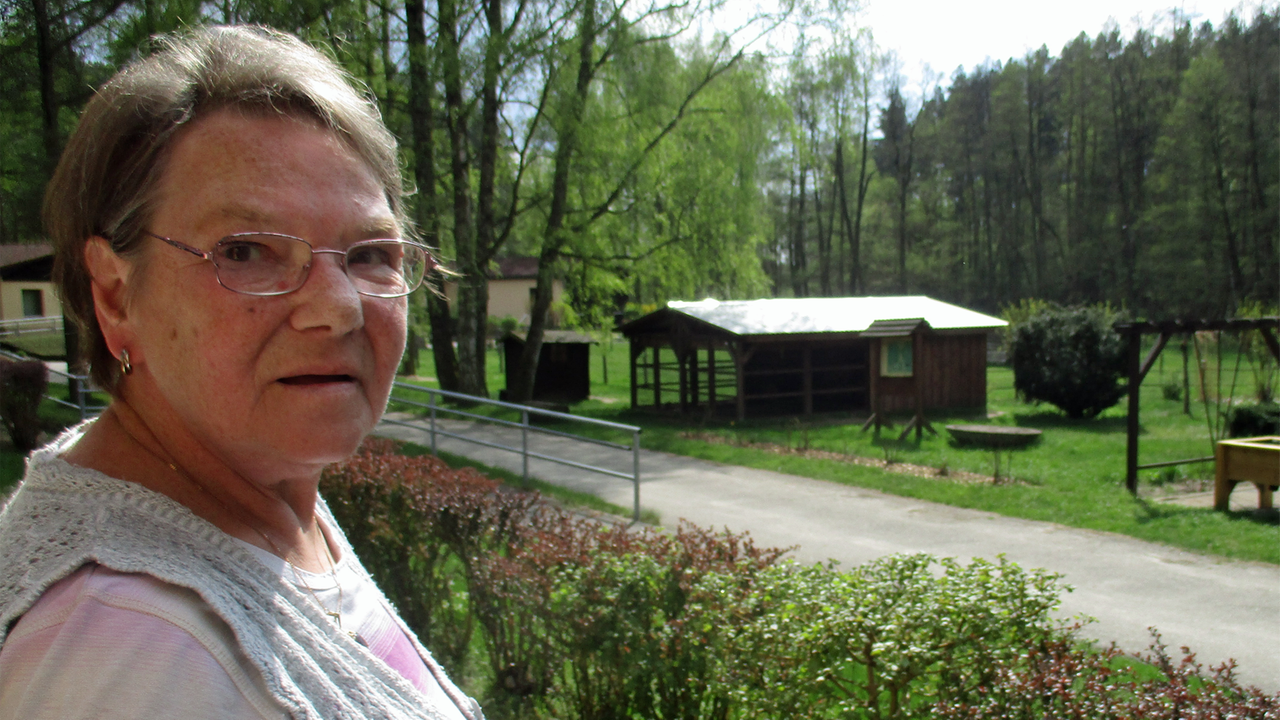 Erika Selent in Griebsee, einer therapeutischen Gemeinschaft am Rande Brandenburgs. Erika Selent in Griebsee, einer therapeutischen Gemeinschaft am Rande Brandenburgs.