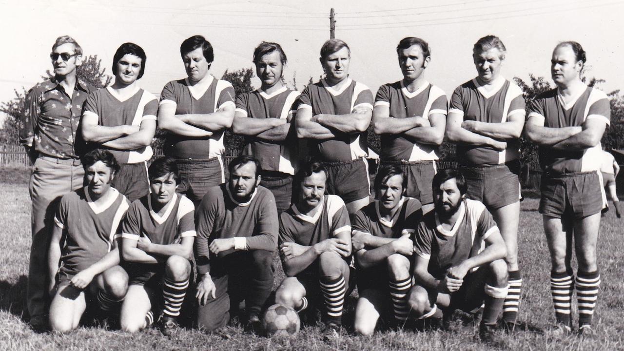 Rudi Spindlers Mannschaft im lokalen Pokalendspiel 1977: Das Team der Alten Herren der BSG Wismut Altenburg