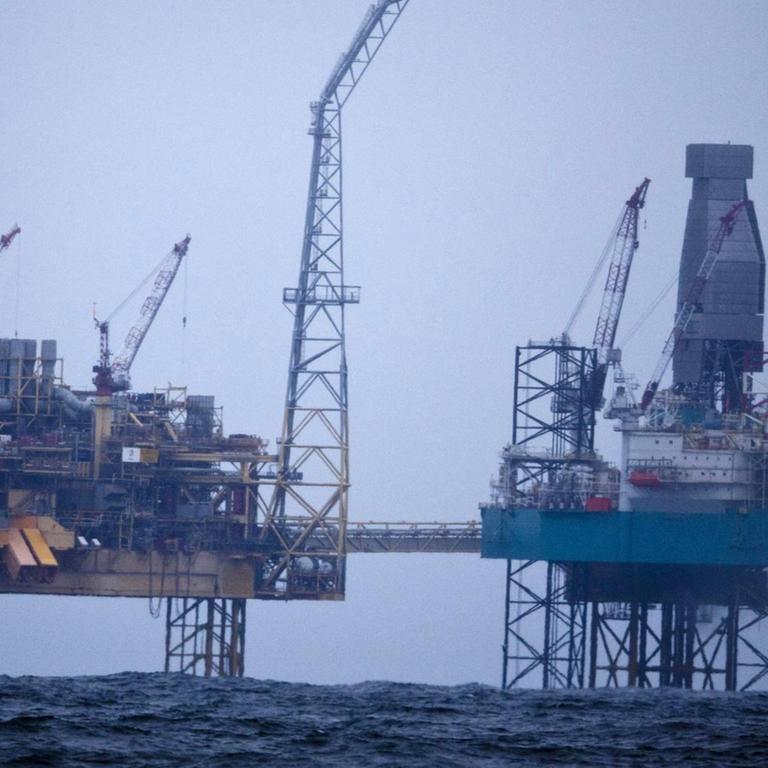 Erdgas-Plattform Elgin (Total) in der Nordsee vor der schottischen Küste. 