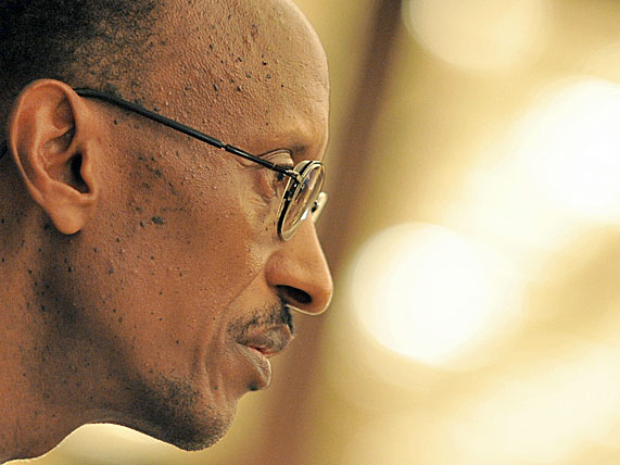Ruandas Präsident Paul Kagame hat sich den Ruf eines Machers und Reformers erworben Ruandas Präsident Paul Kagame hat sich den Ruf eines Machers und Reformers erworben
