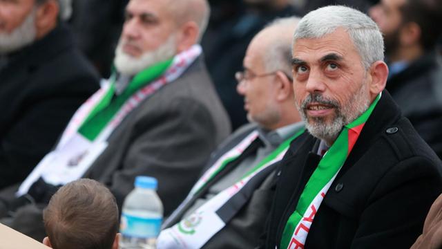 Hamas-Anführer Jihia al-Sinwar während eines Fests in Khan Younis im südlichen Teil des Gaza-Streifens am 9. Januar 2016.