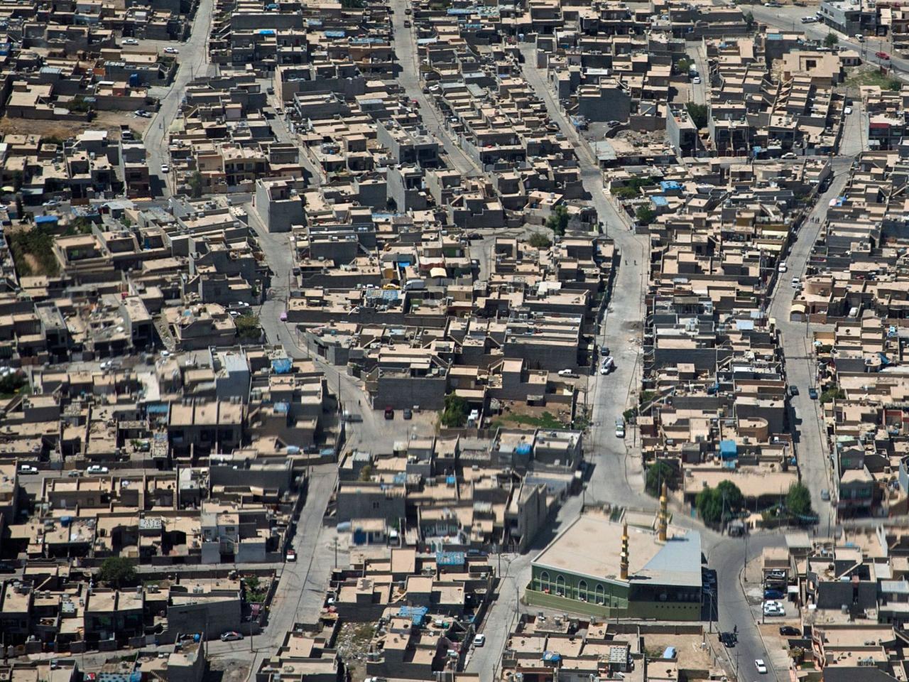 Eine Luftaufnahme der Stadt Erbil im Nordosten des Irak. Hier sitzt die Regierung der Autonomen Region Kurdistan.